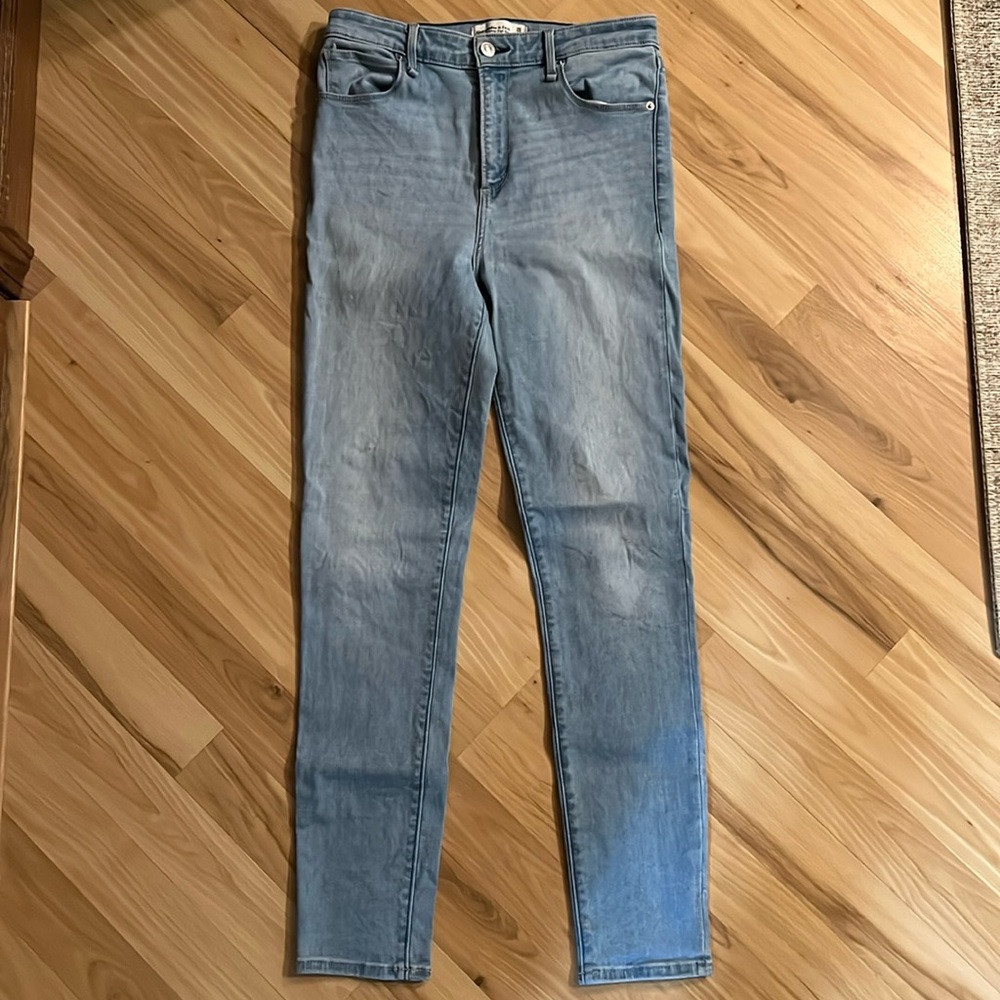 Abercrombie & Fitch Super Skinny High Rise Jeans